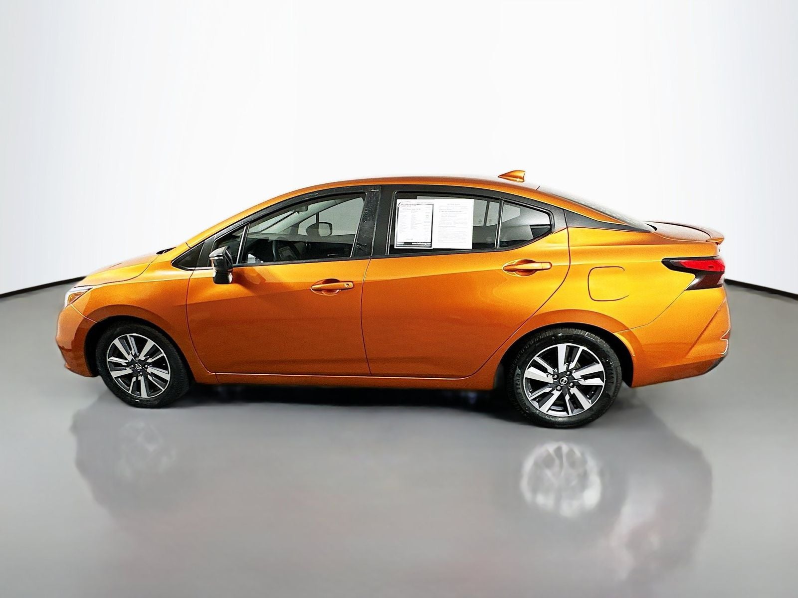 2020 Nissan Versa 1.6 SV