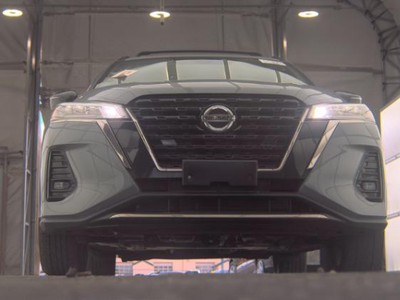 2021 Nissan Kicks SR