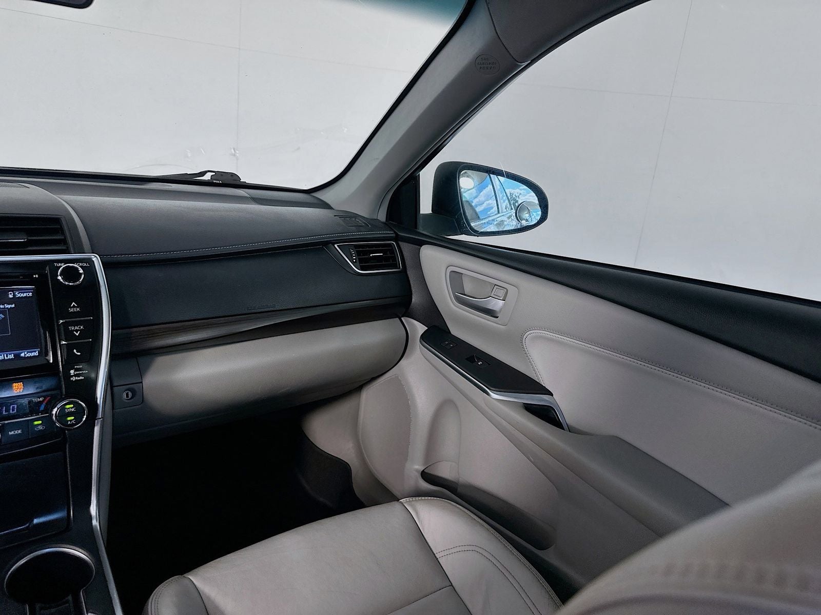 2016 Toyota Camry XLE