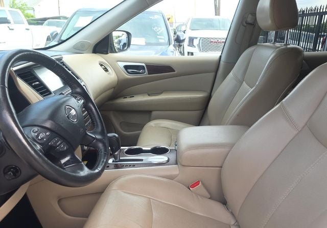 2020 Nissan Pathfinder Platinum