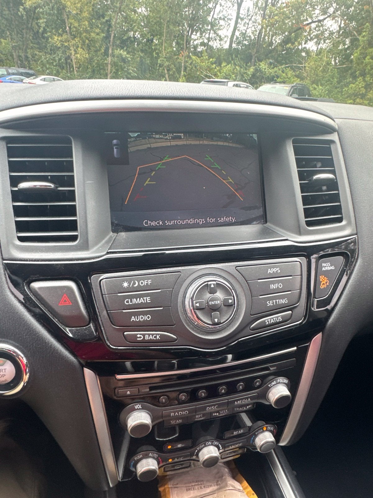 2017 Nissan Pathfinder SV