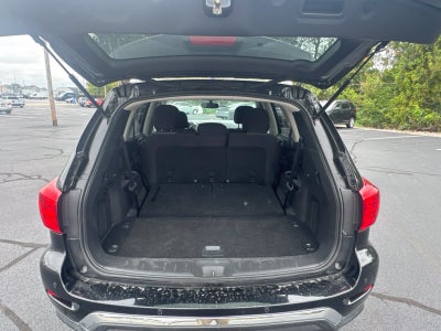 2017 Nissan Pathfinder SV