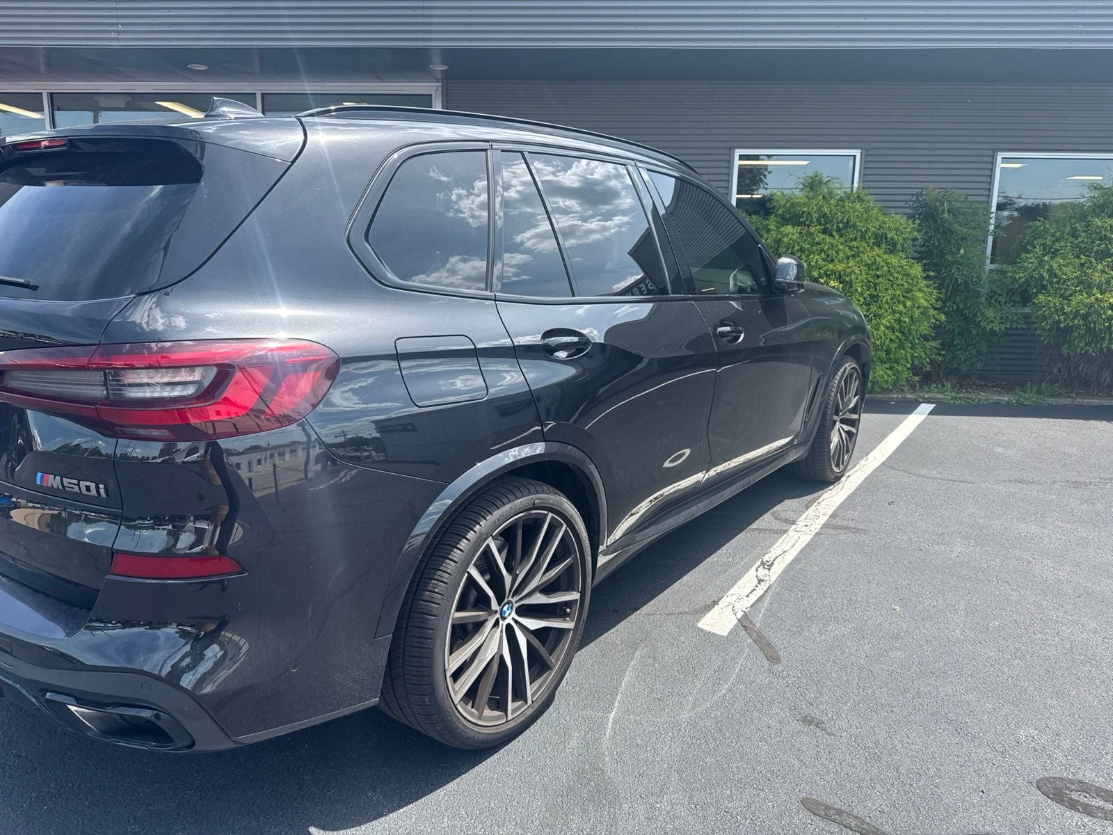 2021 BMW X5 M50i