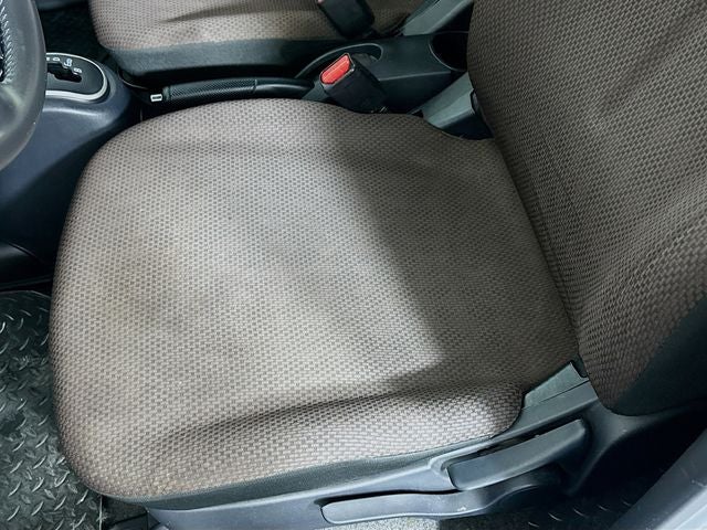 2012 Mitsubishi i-MiEV SE