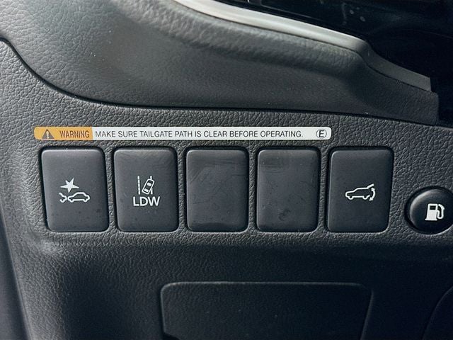 2019 Mitsubishi Outlander PHEV Base