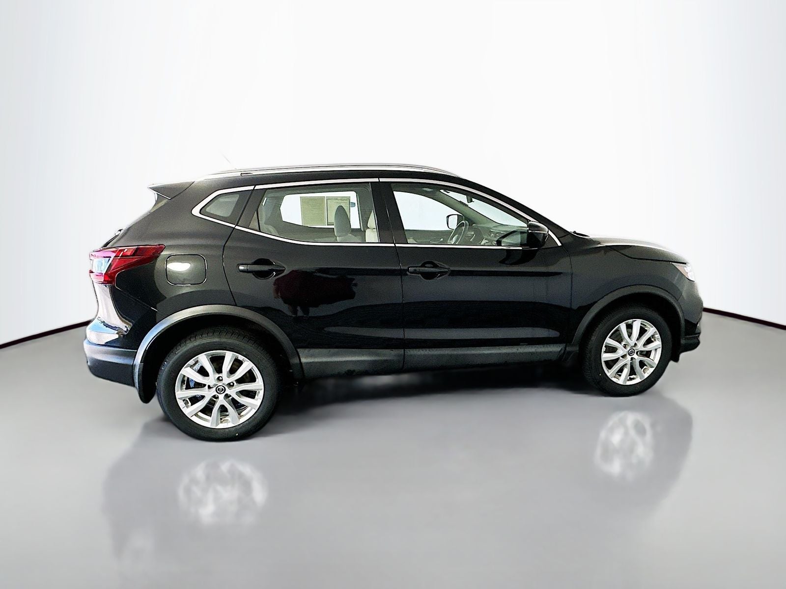 2020 Nissan Rogue Sport SV