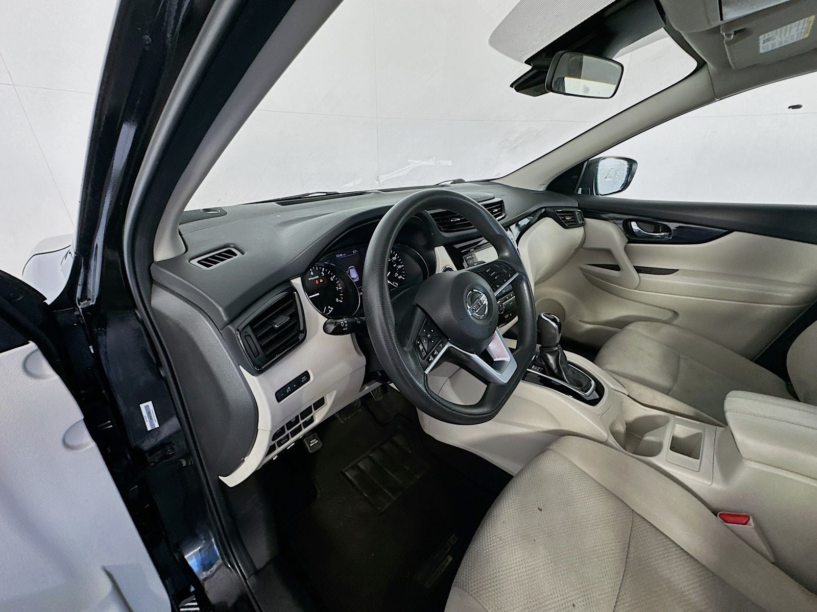 2020 Nissan Rogue Sport SV