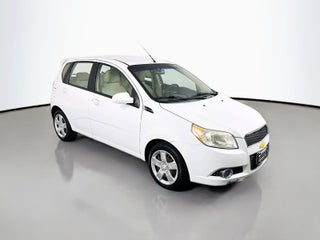 2011 Chevrolet Aveo5 2LT