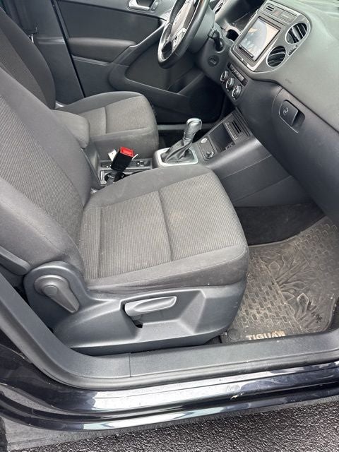 2017 Volkswagen Tiguan Limited 2.0T 4Motion