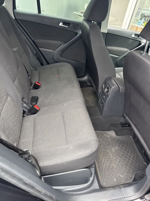 2017 Volkswagen Tiguan Limited 2.0T 4Motion