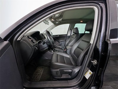 2013 Volkswagen Tiguan SE 4Motion