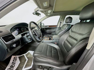 2013 Volkswagen Touareg VR6 FSI Sport