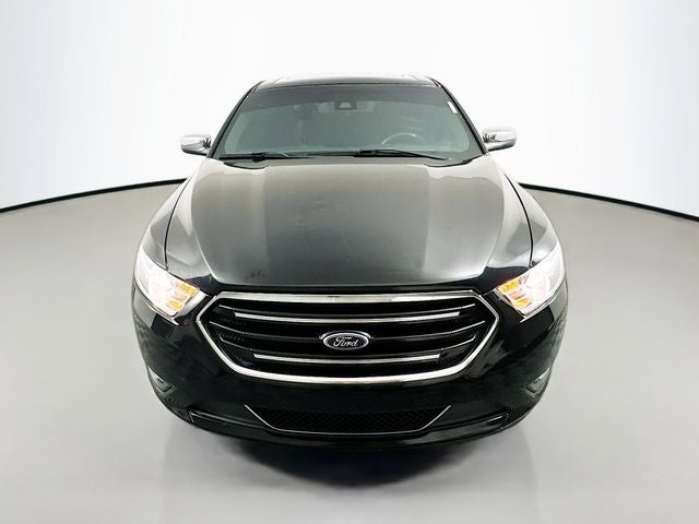 2018 Ford Taurus Limited