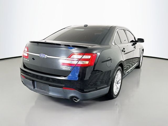 2018 Ford Taurus Limited
