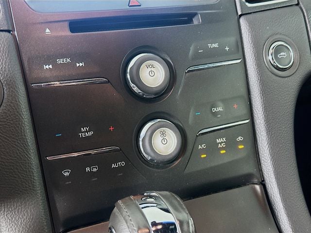 2016 Ford Taurus Limited