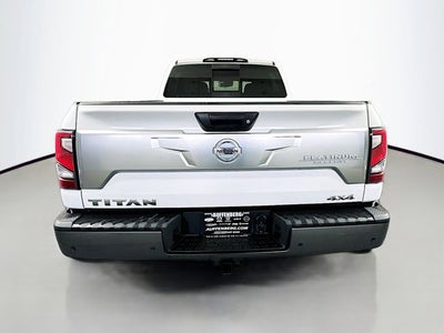 2021 Nissan Titan Platinum Reserve