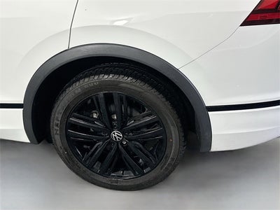 2022 Volkswagen Tiguan 2.0T SE R-Line Black