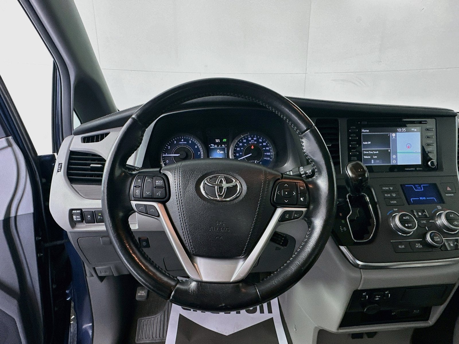 2019 Toyota Sienna L 7 Passenger