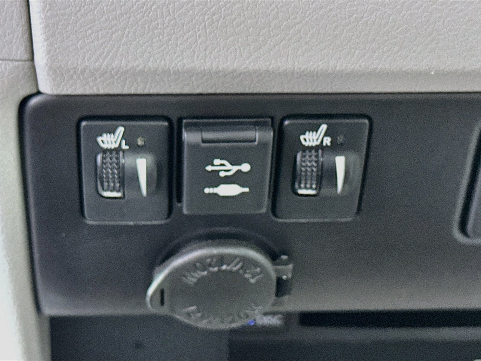 2019 Toyota Sienna L 7 Passenger