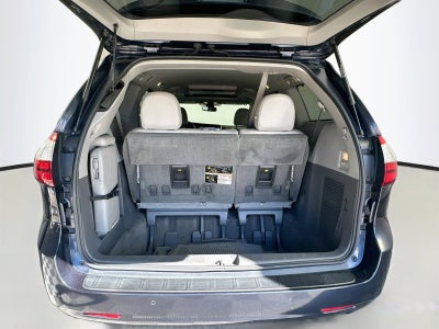 2019 Toyota Sienna L 7 Passenger