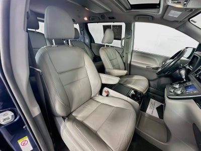 2019 Toyota Sienna L 7 Passenger
