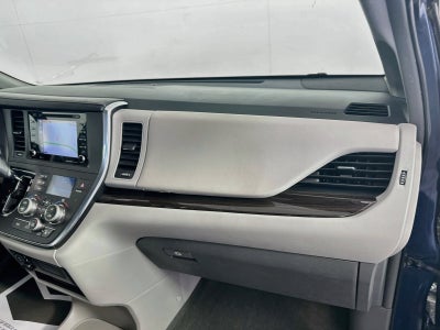2019 Toyota Sienna L 7 Passenger