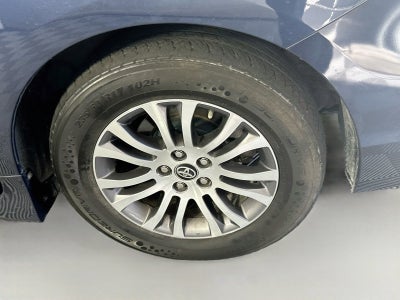 2019 Toyota Sienna L 7 Passenger