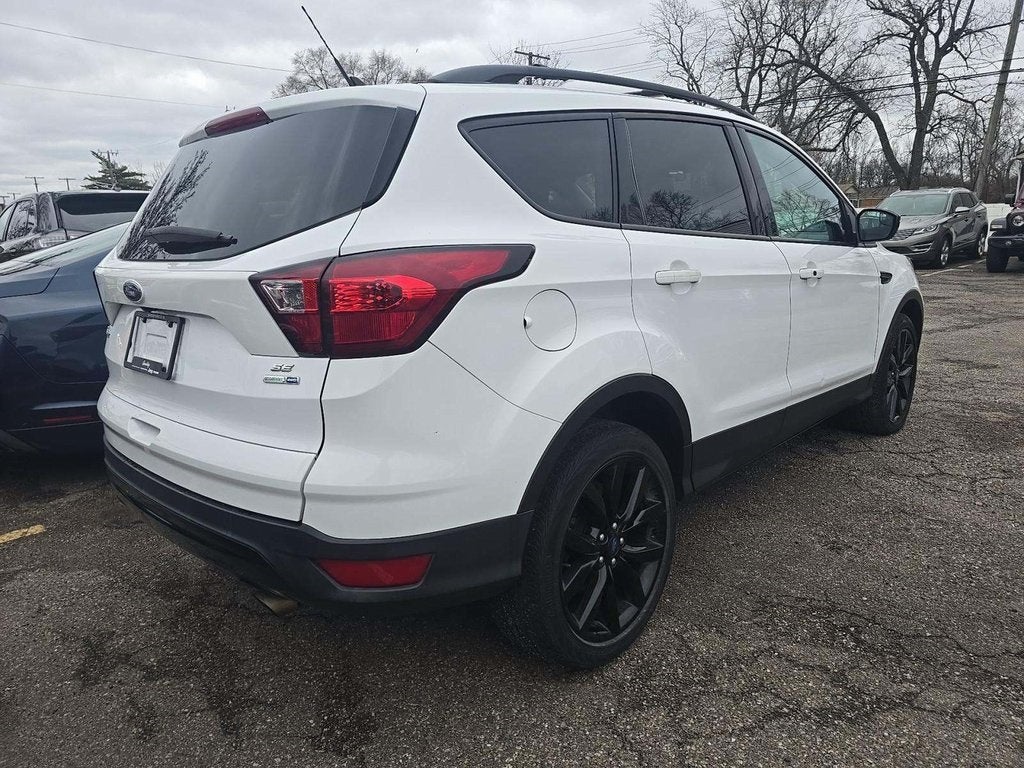2019 Ford Escape SE