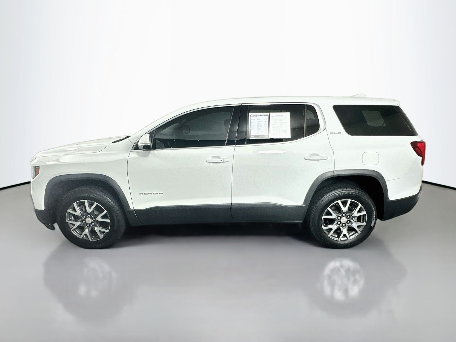 2022 GMC Acadia SLE