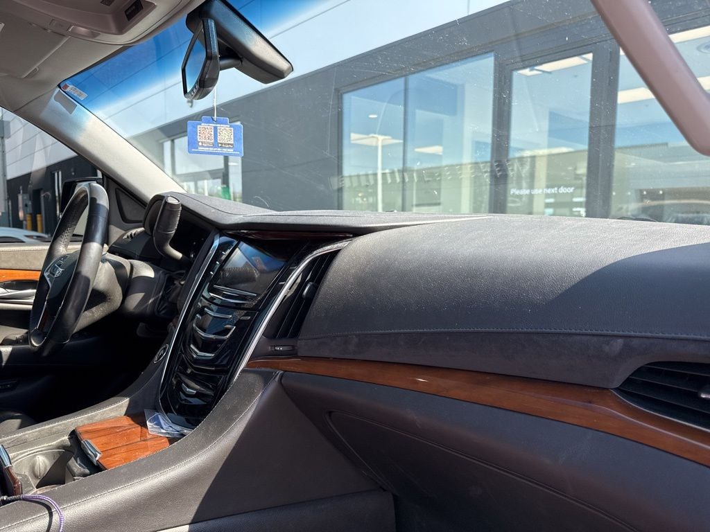 2017 Cadillac Escalade Base