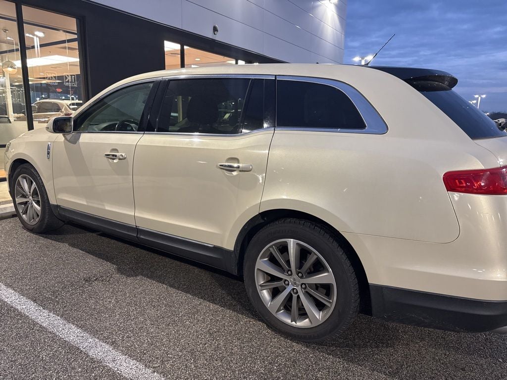 2016 Lincoln MKT EcoBoost