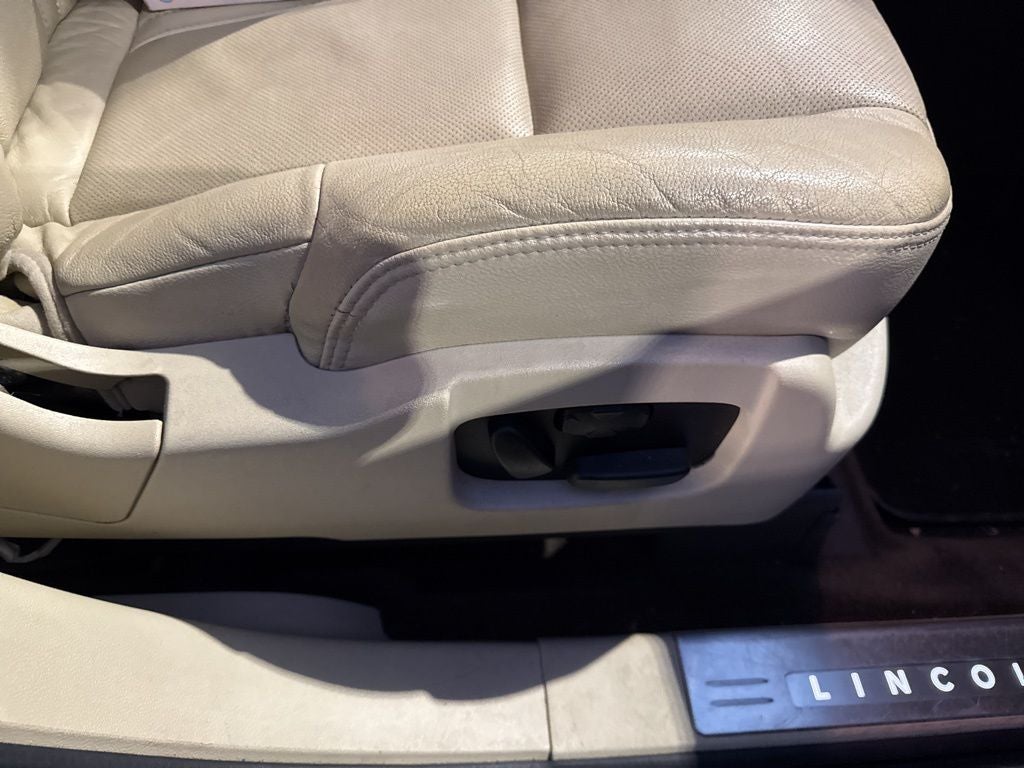 2016 Lincoln MKT EcoBoost