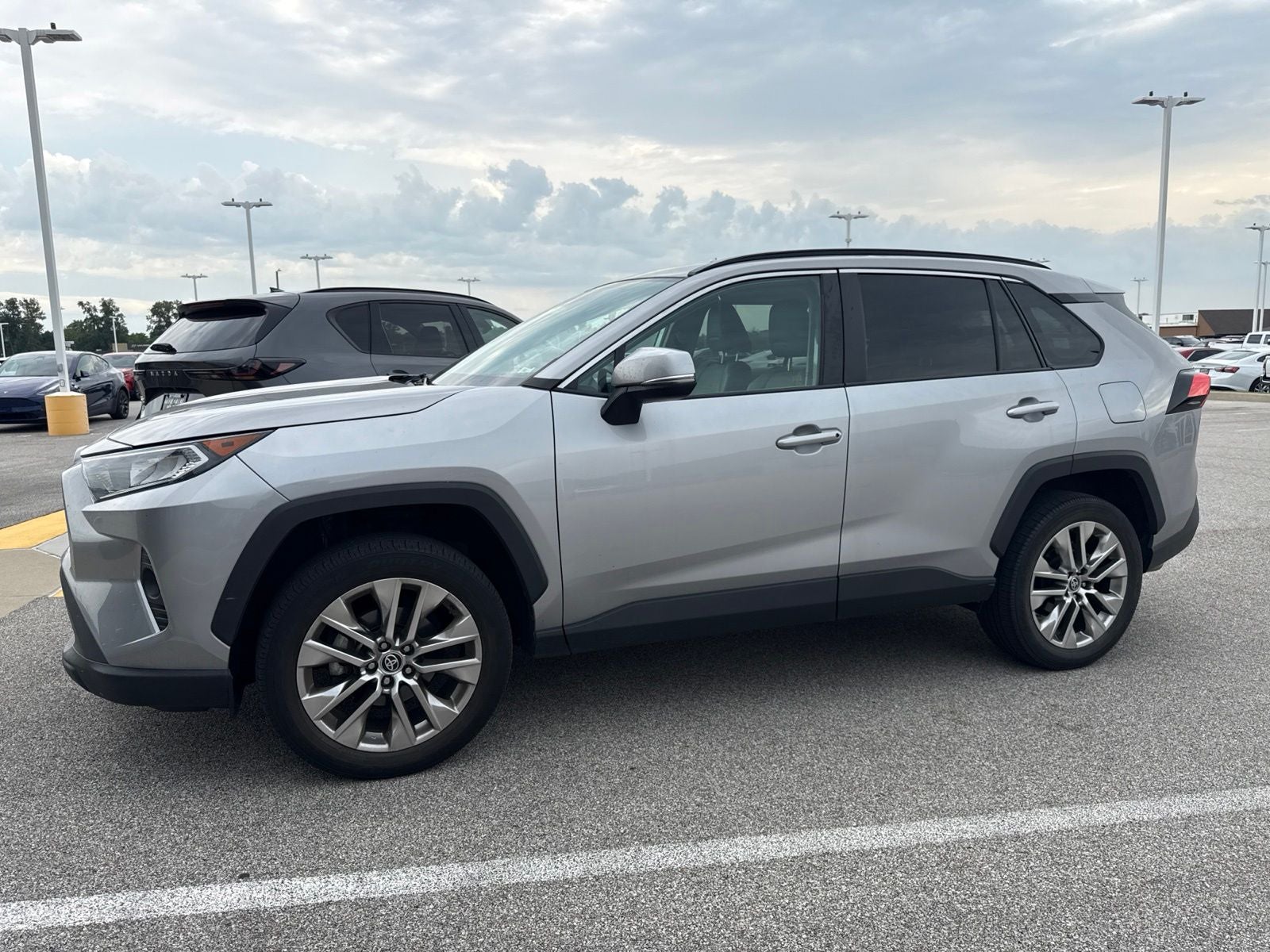 2021 Toyota RAV4 XLE Premium