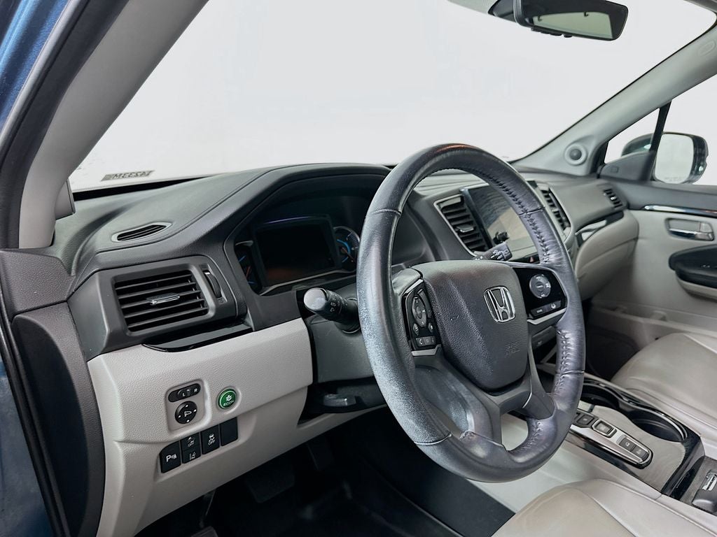 2019 Honda Pilot Touring 8 Passenger