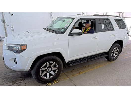 2022 Toyota 4Runner TRD Off-Road