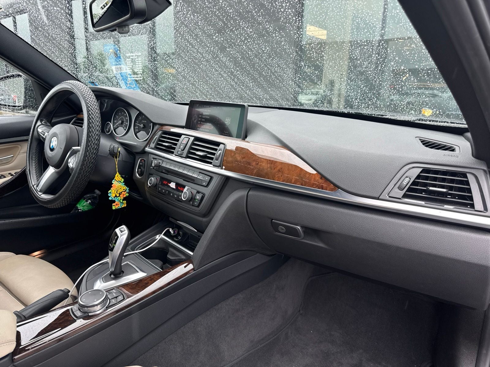 2015 BMW 3 Series 320i xDrive