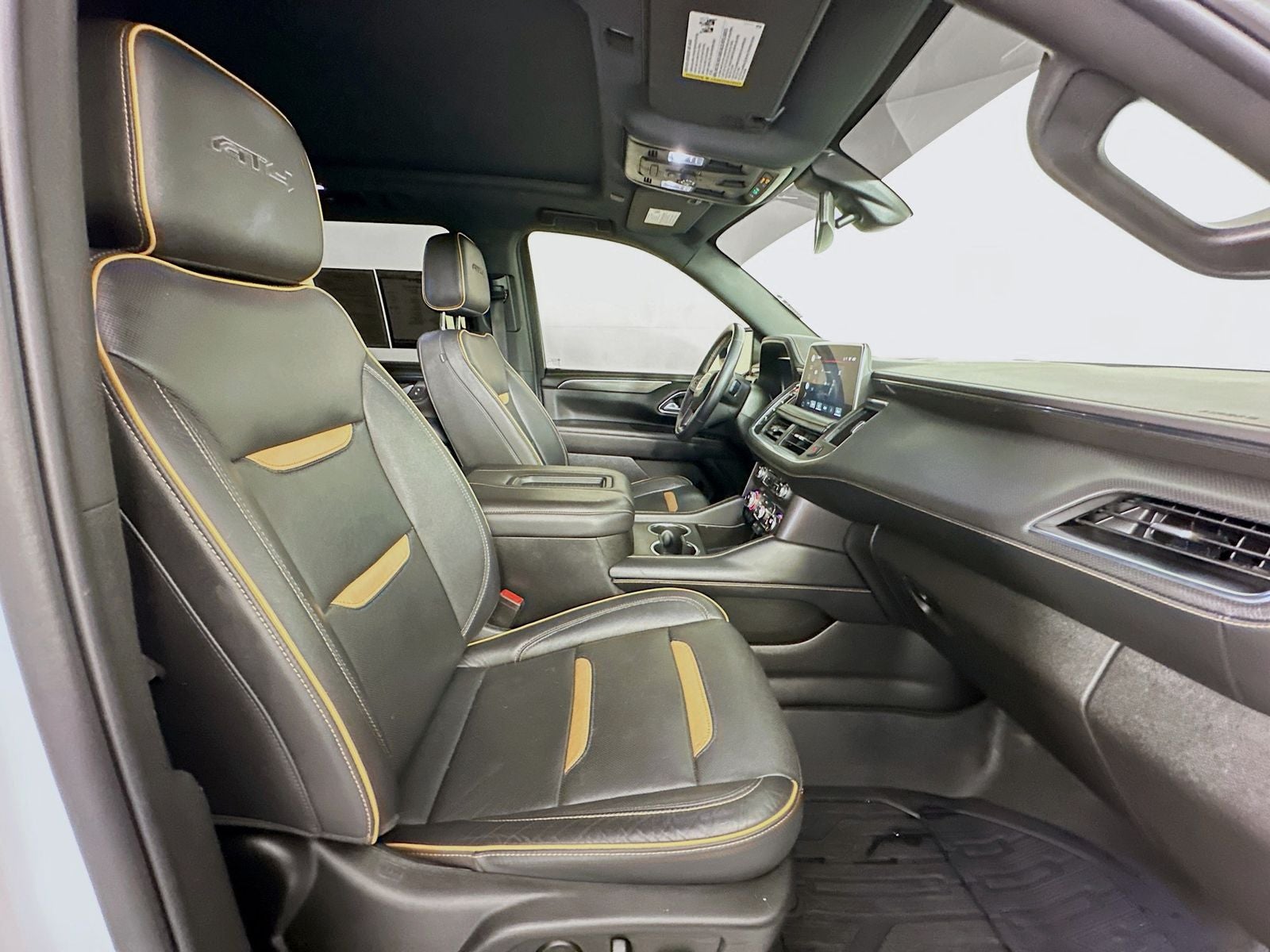 2022 GMC Yukon XL AT4