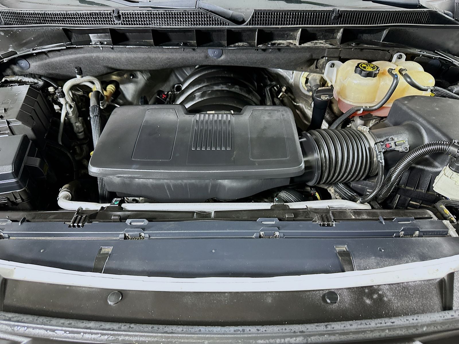 2022 GMC Yukon XL AT4