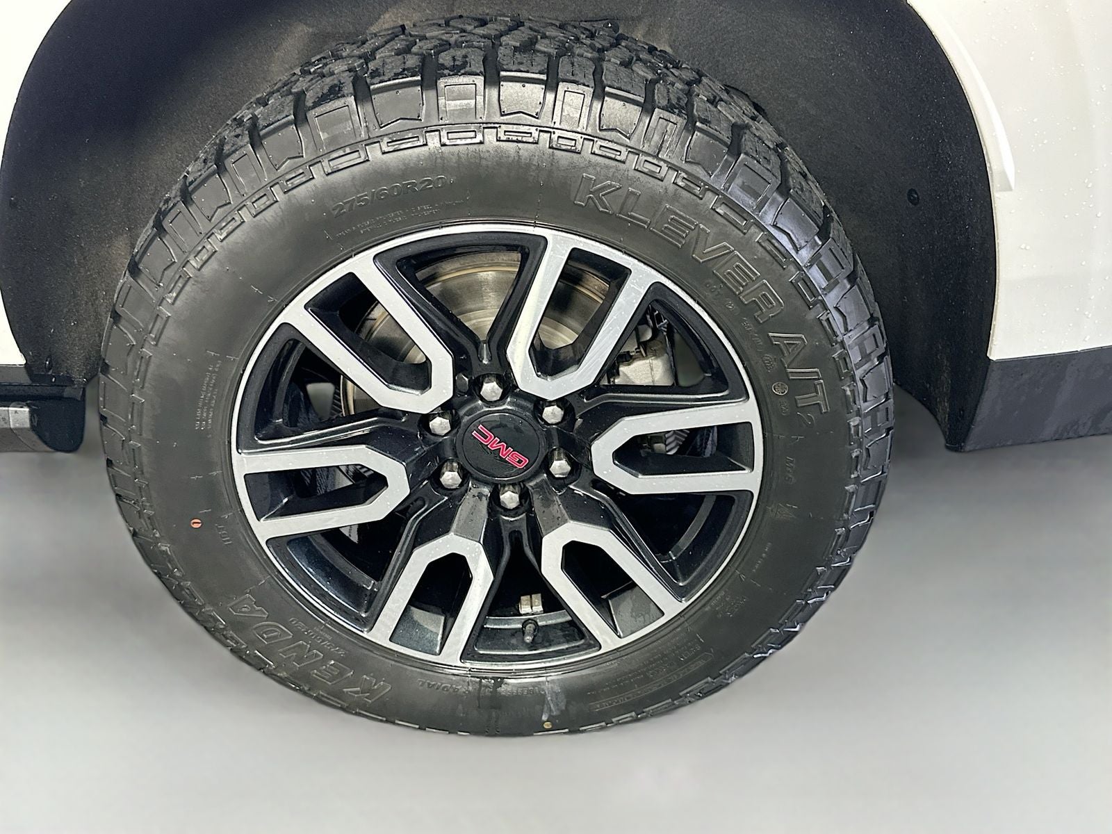 2022 GMC Yukon XL AT4