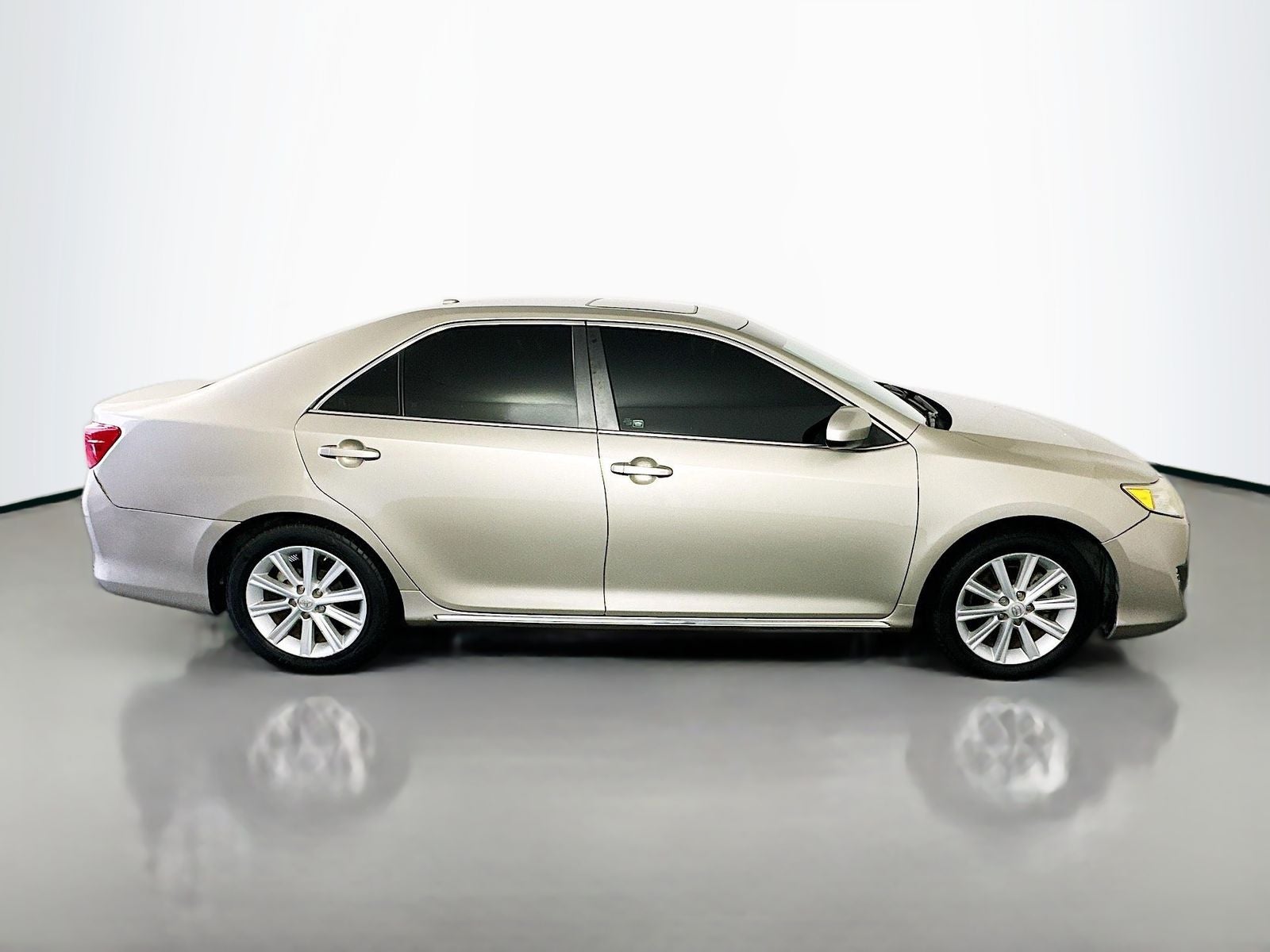 2014 Toyota Camry XLE