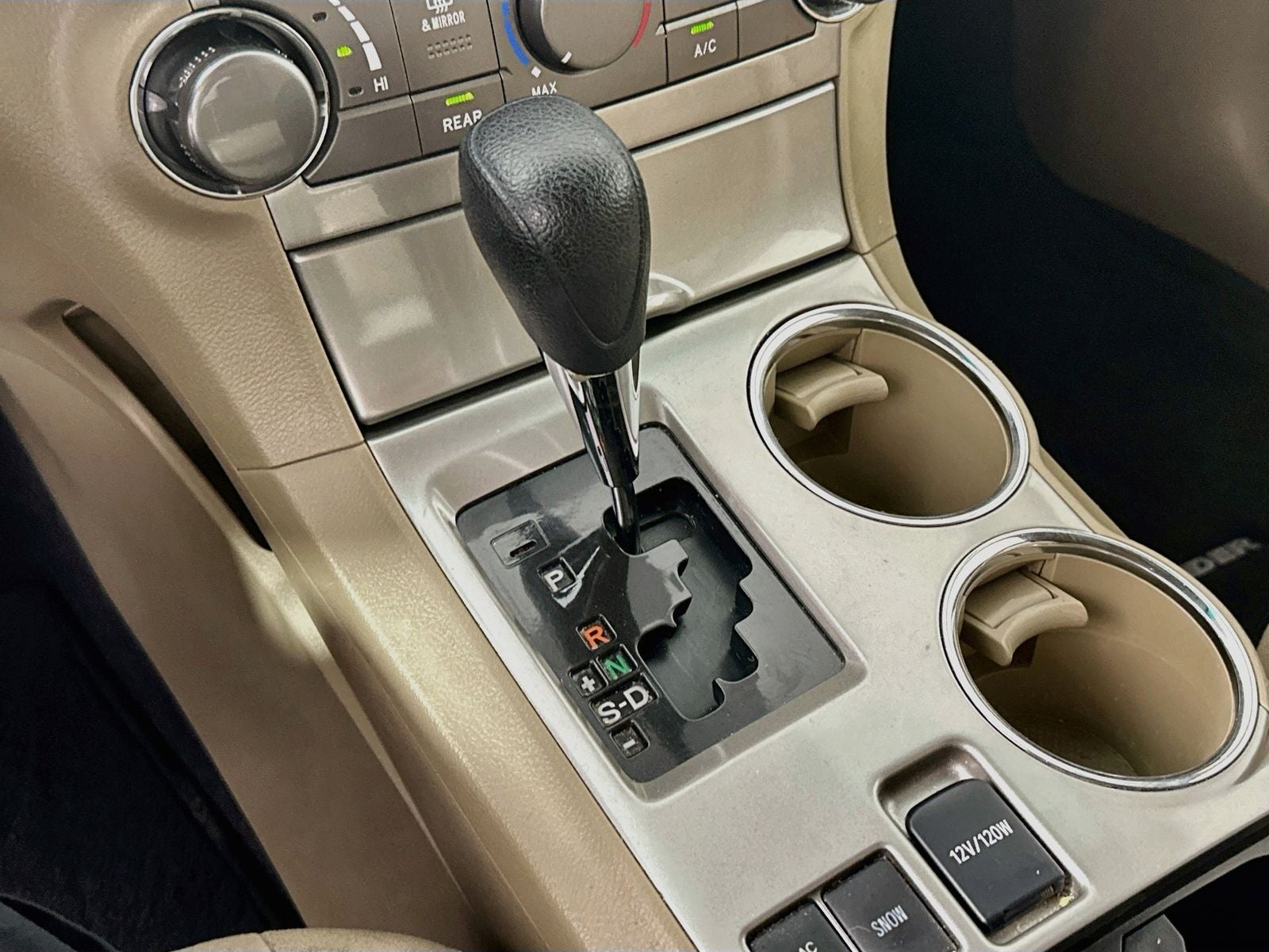 2013 Toyota Highlander Base