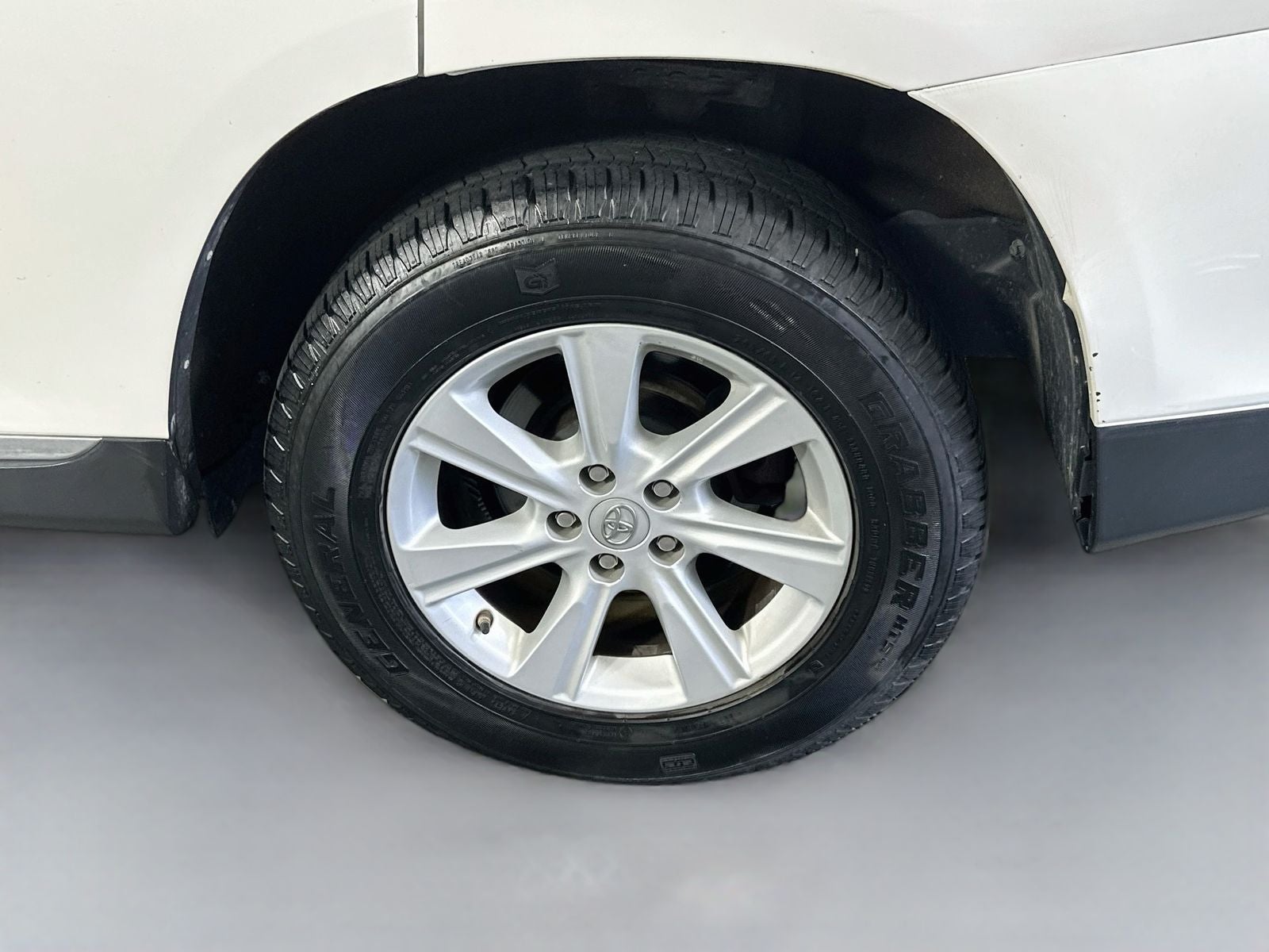 2013 Toyota Highlander Base