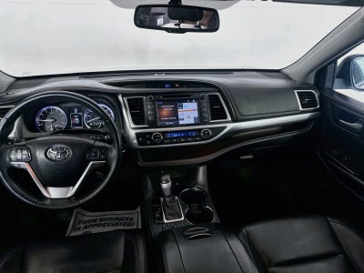 2016 Toyota Highlander XLE V6
