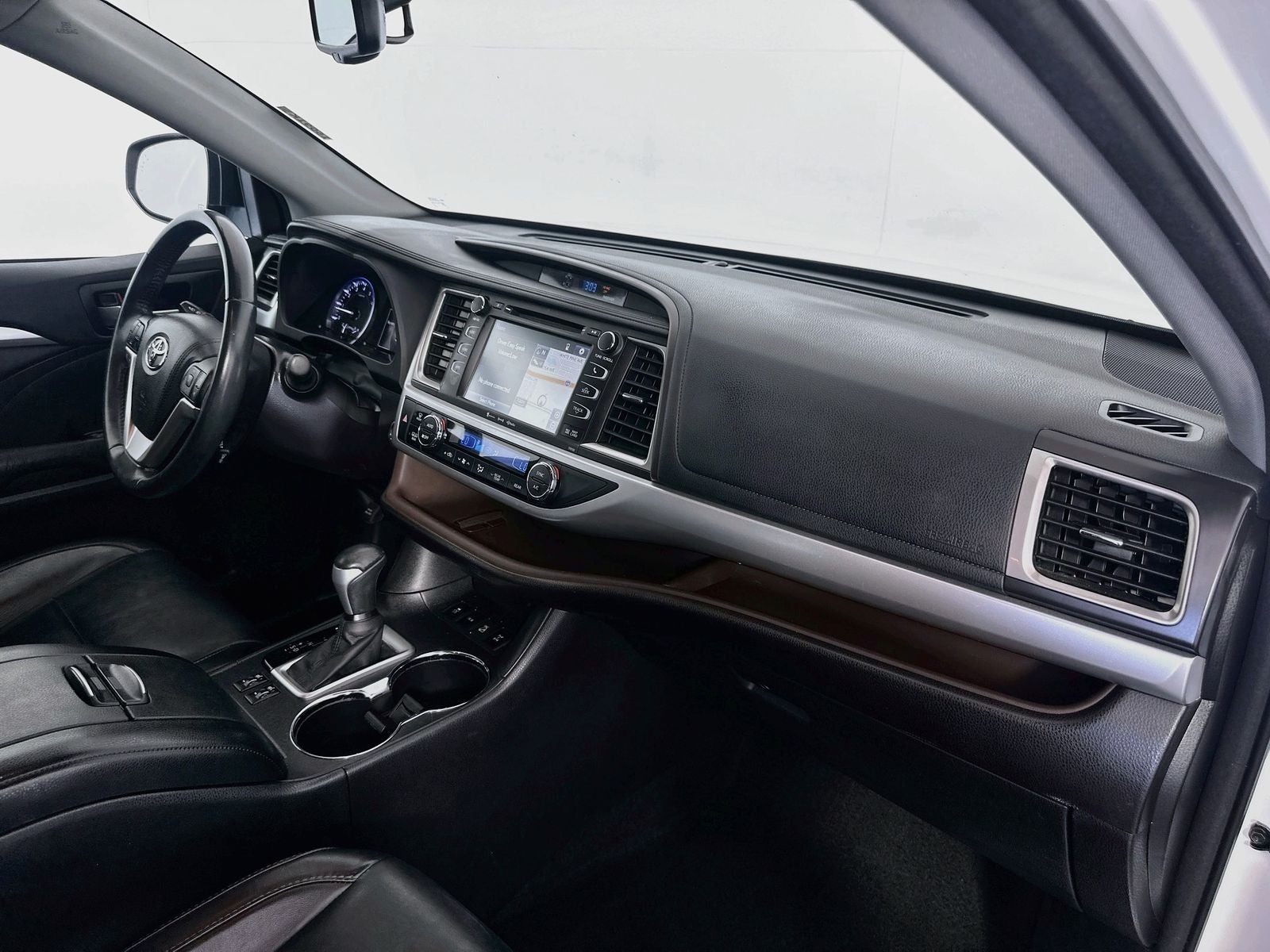 2016 Toyota Highlander XLE V6
