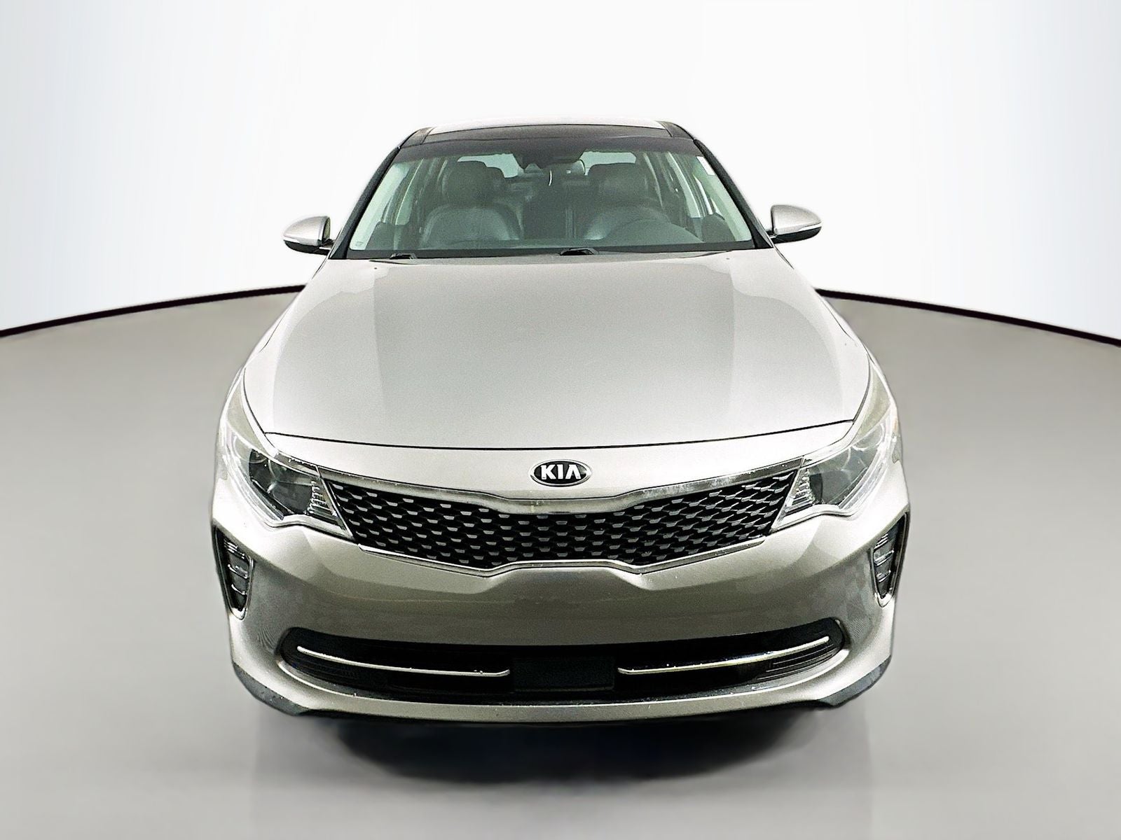 Used 2018 Kia Optima EX with VIN 5XXGU4L39JG181633 for sale in Shiloh, IL