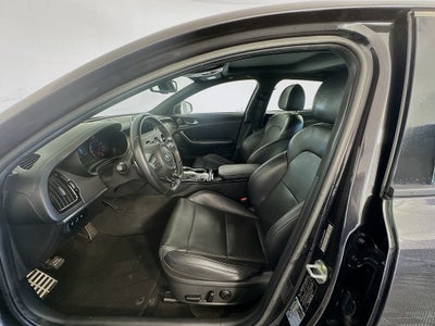 2020 Kia Stinger GT-Line