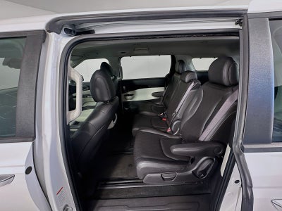 2023 Kia Carnival EX