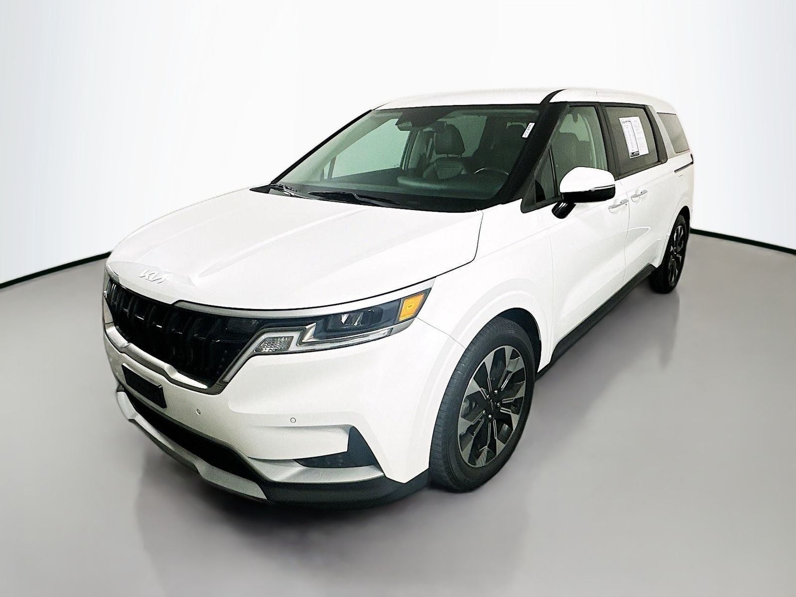 2023 Kia Carnival EX