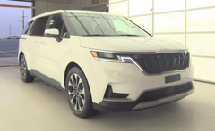 2023 Kia Carnival EX