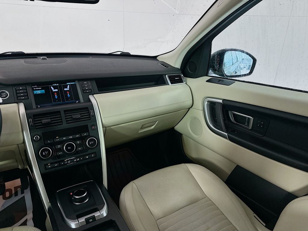 2017 Land Rover Discovery Sport HSE Luxury